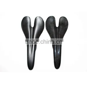 2016 High Quality 3k UD Full Carbon Fiber T700C Bicycle Saddle for Sale thumbnail-3
