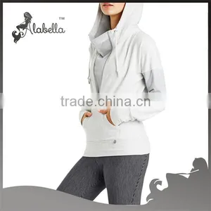 Outer Sports Jackets for Worman thumbnail-1