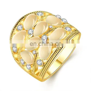 Wholesale Classic OEM/ODM Diamond Wedding Rings Crystal Gold Plated Yellow Rings Design for Ladies thumbnail-1