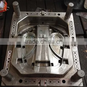 Taizhou High Quality Plastic Injection Auto Lamp Mould thumbnail-3