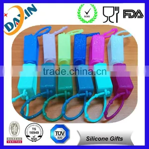 Promotional Hand Silicone Gel Holder BBW Silicone Sanitizer Holder for Ladies thumbnail-4