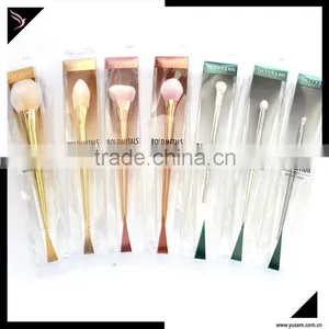 RT High Quality Makeup Brushes Set With PET Box Packing thumbnail-3