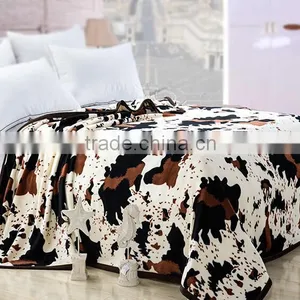 Cute Cow Pattern Coral Fleece Blanket thumbnail-1