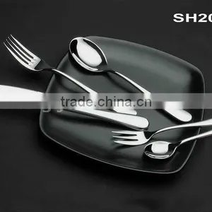 24 Pcs Stainless Steel Cutlery Set thumbnail-1