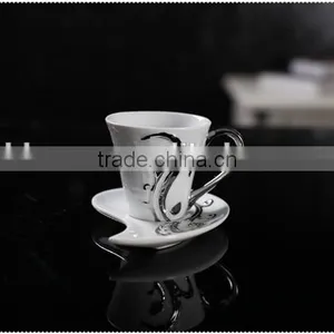 Hot Selling and Cheap Ceramic Flower Relief Mug thumbnail-3