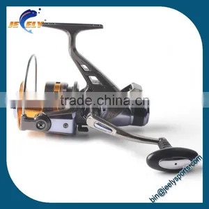 Gear Ratio 5.2:1 Bait Runner Fishing Spinning Reel thumbnail-1