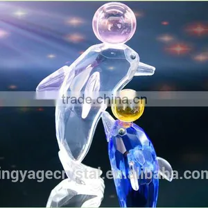 Exquisite Small Crystal Dolphin as Special Wedding Presents for Lovers thumbnail-1