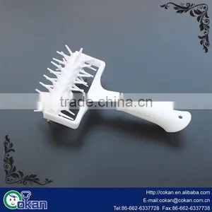 Bakeware Plastic Pizza Pie Pastry Dough Hole Puncher/ Pastry Dough Roller thumbnail-3
