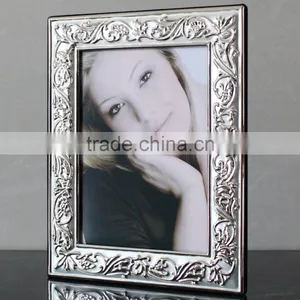 Flower Design Sliver Plate Photo Frame thumbnail-1