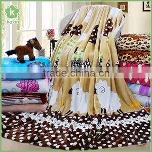 Wholesale Soft Plush Micro Coral Fleece Blanket In Bulk thumbnail-1