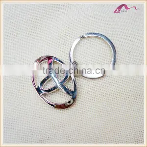 Cheap Wholesale Custom Shaped Car Logo Metal Keychain thumbnail-1