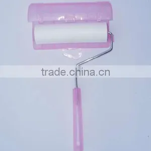 Mini Lint Roller thumbnail-1