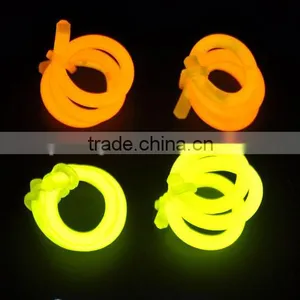 Finger Ring Flashing Novelty Ring for Party Glowing in the Dark Light up Toys thumbnail-3