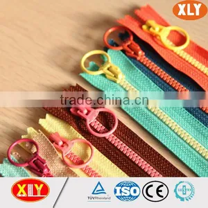 OEM Available Good Price Plastic Zipper, Mould Zipper, Vislon Zipper, Injection Zipper thumbnail-3