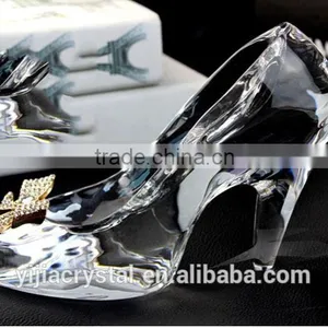 Factory Directly Wholesale Price Fantastic European Design Crystal Shoes for Wedding Gift thumbnail-5