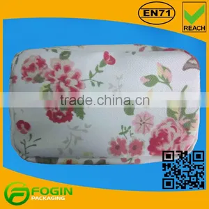 Small Flowers Design Fashion Women Cosmetic Bag thumbnail-4