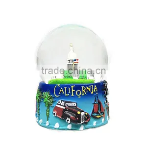 Souvenir Gifts Resin Snow Globes thumbnail-4