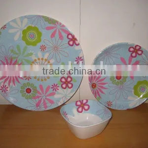 Melamine Dinnerware Set thumbnail-1