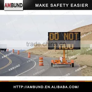 Mobile Informative LED Solar Traffic Warning Signs VMS Screen Trailer Traffic Signal thumbnail-2