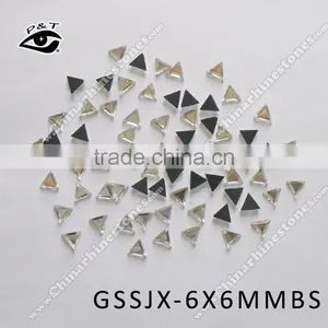 Hot Fix Rhinestone Triangle Shape Rhinestone in Crystal Clear for Clothing thumbnail-1