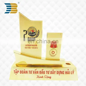 Top Grade Custom World Cup Golf Soccer Fantasy Football Metal Trophy thumbnail-2