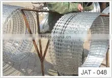 Hot Dipped Galvanized Razor Barbed Wire( BTO10-30) thumbnail-1
