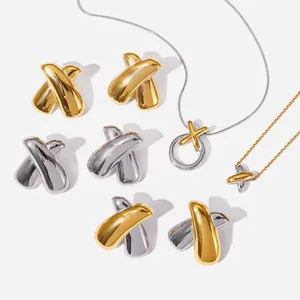 Exquisite Minimalist Stainless Steel Gold Necklace - Waterproof Fashion Jewelry thumbnail-2