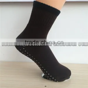 Hot Selling Non Slip Socks Yoga Socks Trampoline Socks Wth Silicone RubberIn Sole thumbnail-3