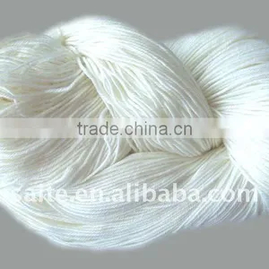 100% Acrylic Yarn Raw White in Hanks thumbnail-1