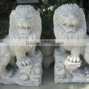 Lion Statues thumbnail-1