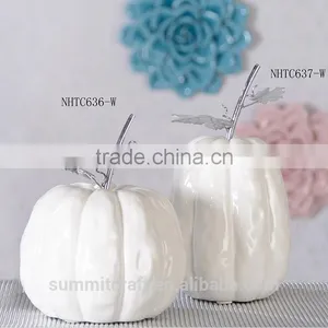Decorative Artificial White Pumpkins Wholesale thumbnail-1