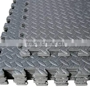 Interlocking Foam Floor Tiles thumbnail-1