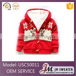 Latest Red Overcoat Giraffe Pattern Children Hooded Christmas Sweater Coat thumbnail-3