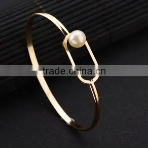 Zm35323a Korean Bangle Design Fashion Girls Gold Plated Bracelet Jewelry thumbnail-6