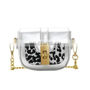 2020 Spring PU Leather Cross Body Handbag for Kids Girl Fashion Children Girl Leopard One-Shoulder Chain Bags thumbnail-3