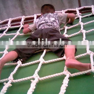 High Strength Climbing Net thumbnail-1