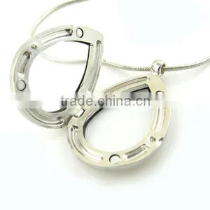 Floating Fashion Opened Heart Pendant Necklace Charms thumbnail-1