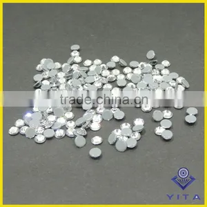 Hight Quality SS30 SS34 White Glass Crystal Hotfix Flat Back Rhinestone Made in China thumbnail-4