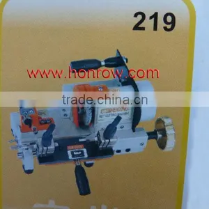 Model 219 WenXing Key Cutting Machine With External Cutter thumbnail-1