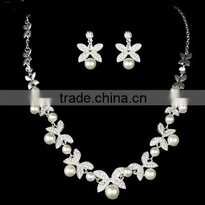 Fashion High Quallity Rhinestone Crystal Drop Bridal Necklace Earrings Crown Jewelry Set For Wedding thumbnail-4