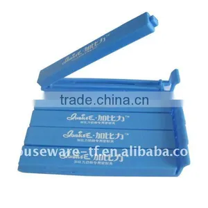 Plastic Food Bag Clip thumbnail-1