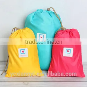 Oxford Polyester Material Fabric Gift Wrap Storage Bag Wholesale for Clothing thumbnail-1