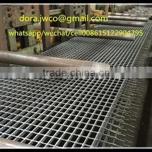 UAE Hot Sale Hot Dip Galvanized 32*5 Serrated Steel Bar Grating From Direct Factory Hebei Jiuwang thumbnail-3