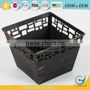 Galvanized and Iron Garen Good Plants for Pots Galvanized Flower Planters thumbnail-3