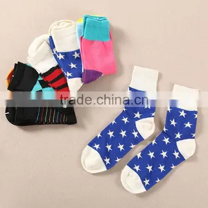 Fashion Style Printed Cotton Woman Socks Wholesale thumbnail-1