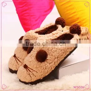 Beautiful Cute Cotton Cartoon Slippers Chicken Antiskid Warm Slippers Comfortable Winter Slippers thumbnail-1