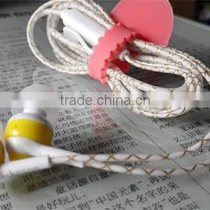 Universal in Ear Headphones High Quality OEM Earphone 3.5mm Earbuds For Mobile Phone thumbnail-2