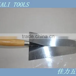 Bricklaying Trowel With Wooden Handle / Carbon Steel Blade Construction Tools thumbnail-5