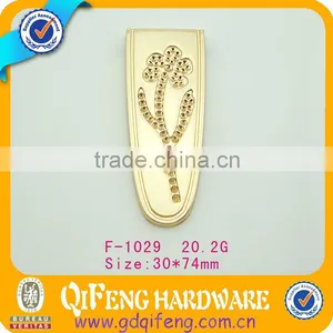 Qifeng Flower Shape Bag Accessory for Handbag , Fashion Metal Logo ,sculpture Tag thumbnail-1