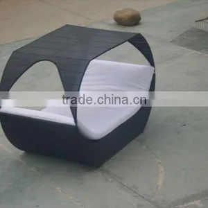 Modern Round Chaise Bed thumbnail-1
